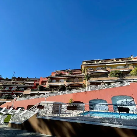 Portofino Est Apartmán *