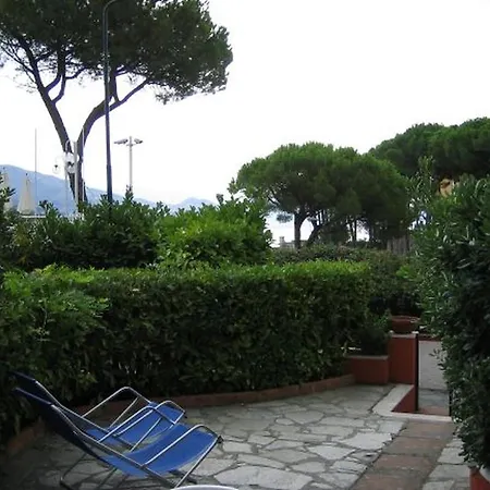 Portofino Est *