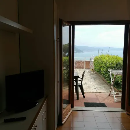 Portofino Est Apartment